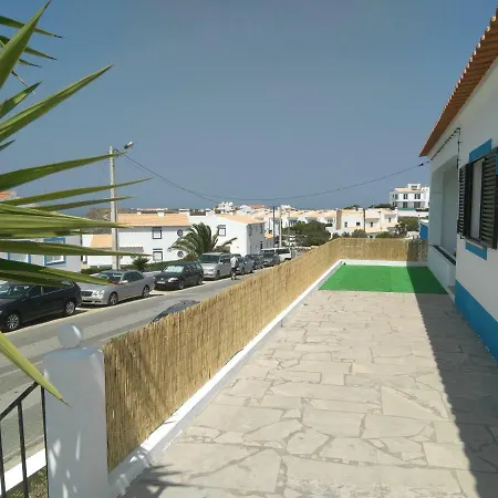 Vale Da Praia Beach House